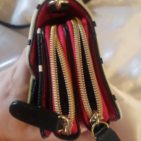 Betsey Johnson  cross body - Picture 7 of 8